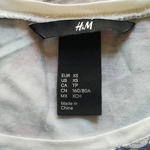 Blue Flower Top - Picture 2 of 8